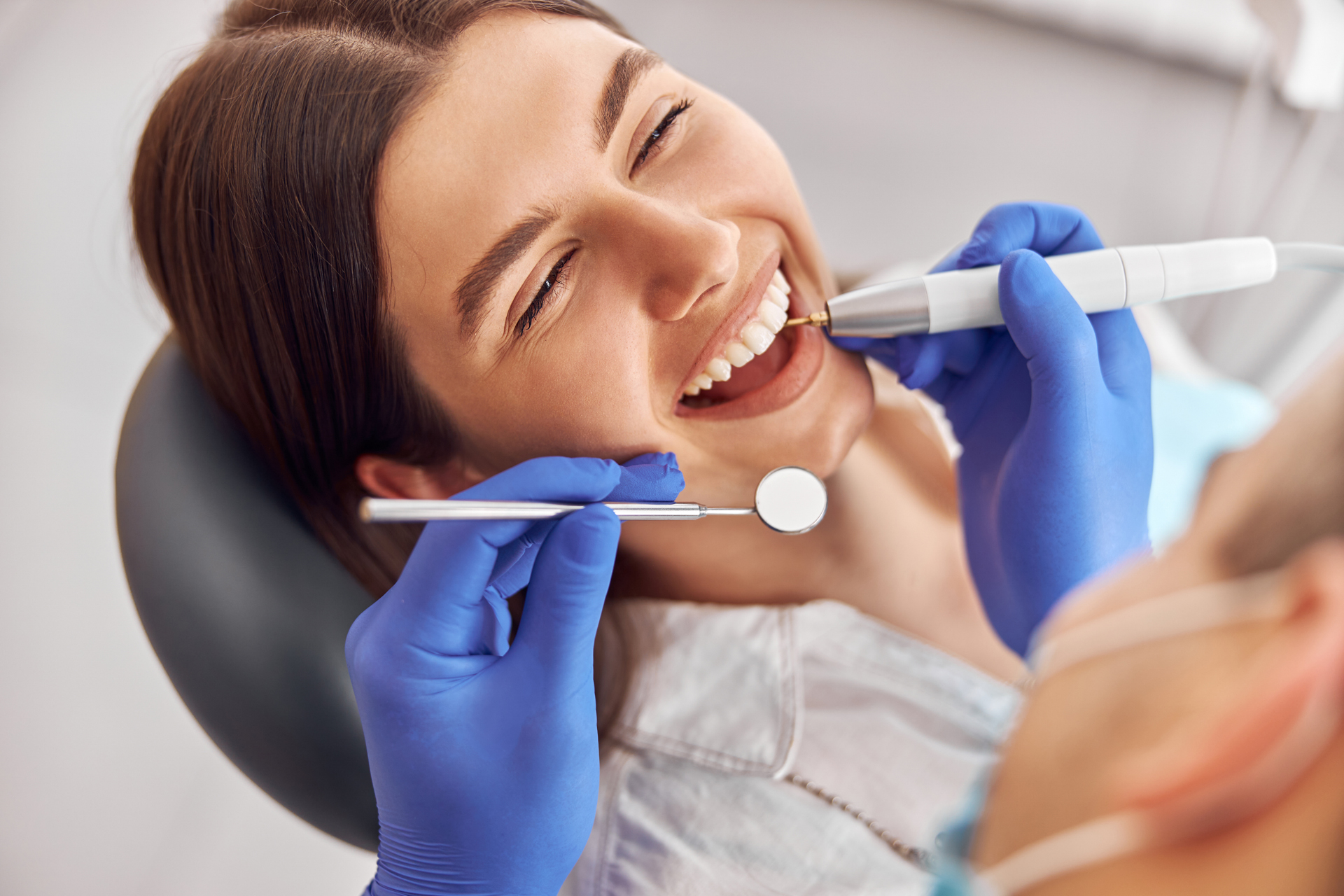 Porcelain Veneers vs. Dental Bonding vs. Crowns: Which Cosmetic Treatment Is Right for You?
